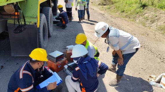Static Load : Uji Daya Dukung Hauling Road Adaro