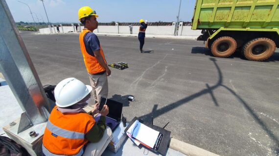 Loading Test Jembatan Overpass Pagedangan BSD